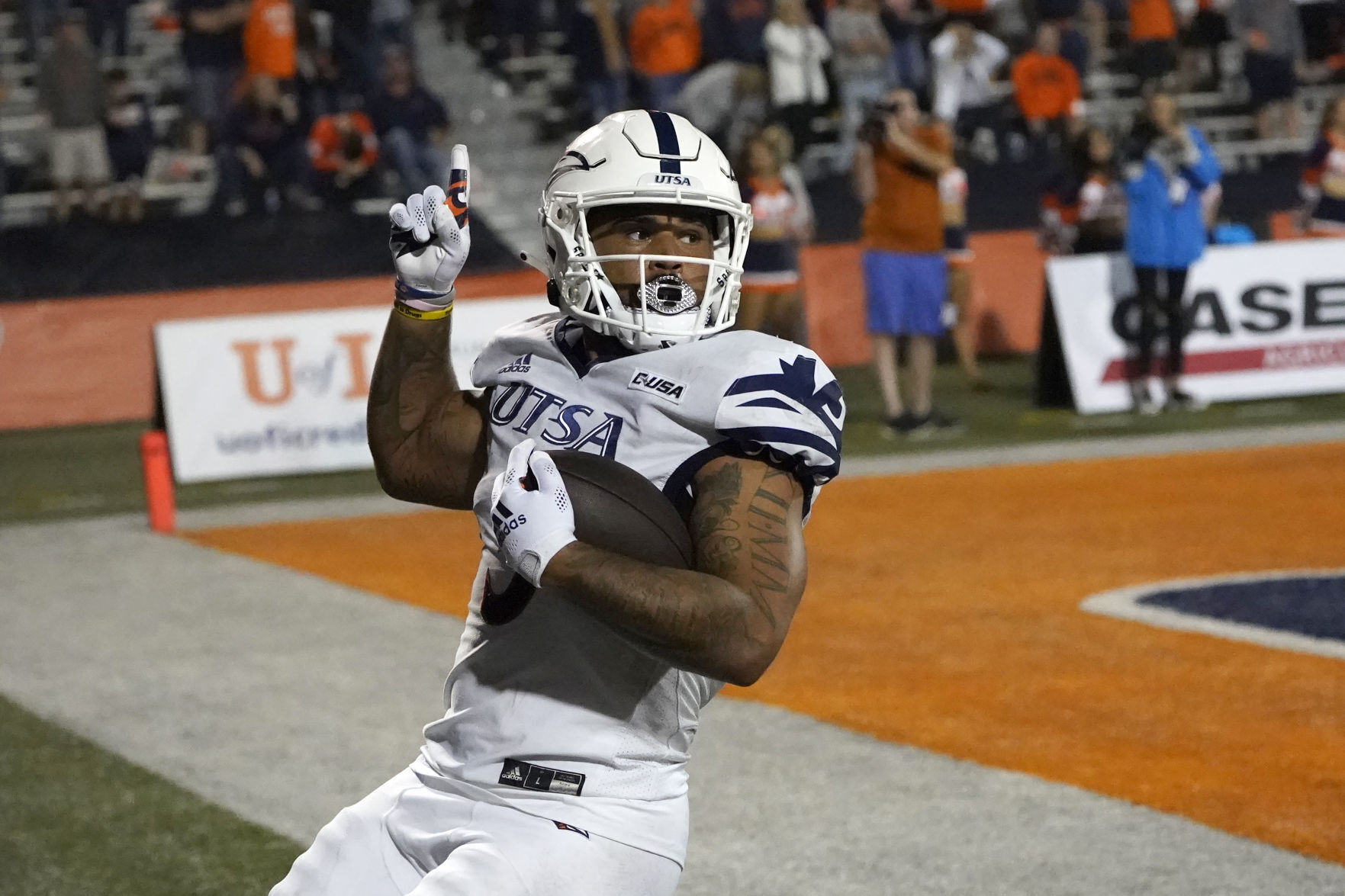 UTSA Illinois Football